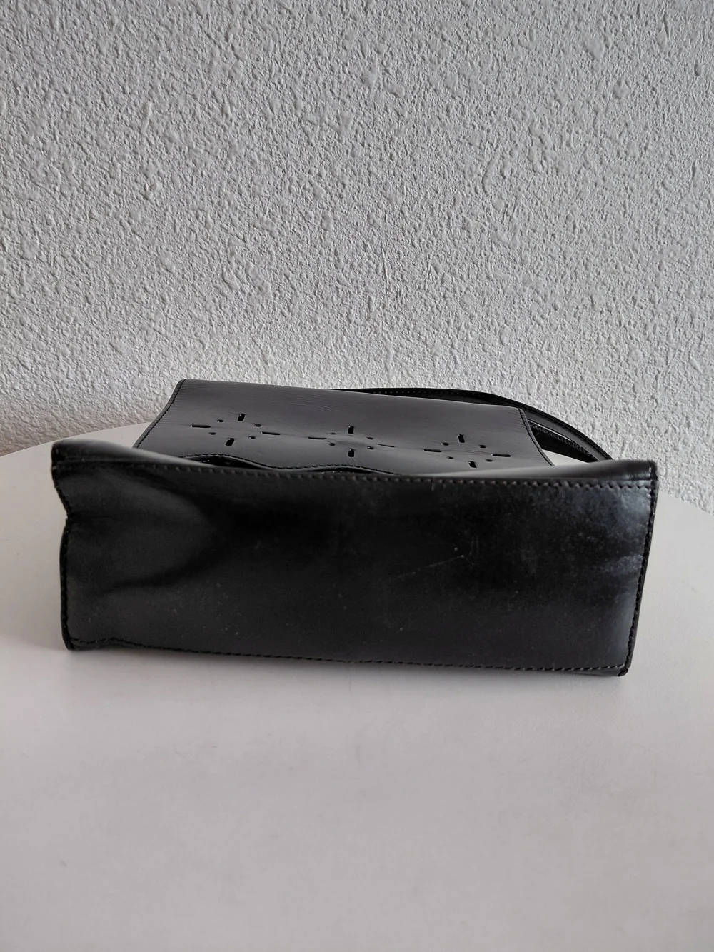 Preswick&Moore Womens Black Leathrr Crossbody Shoulder Bag Scalloped Flap Viltg